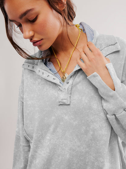 Sultyra Decorative Line Design Sense Top with Slit Lantern Sleeves polo