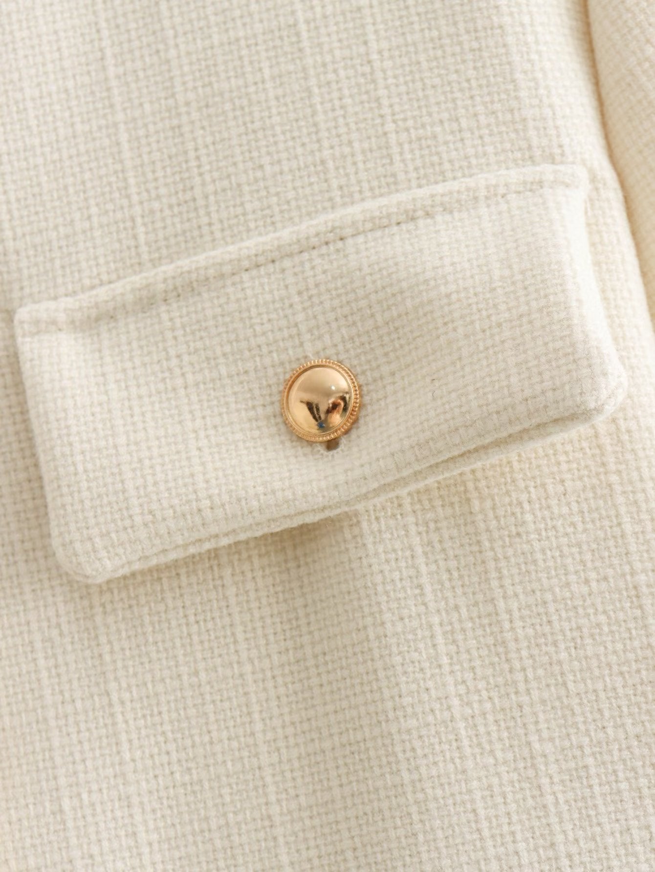 Wholesale Cross-Border Amazon Autumn Winter New Women's Fashion Small Fragrance Style Button Decor Short Blazer B88646