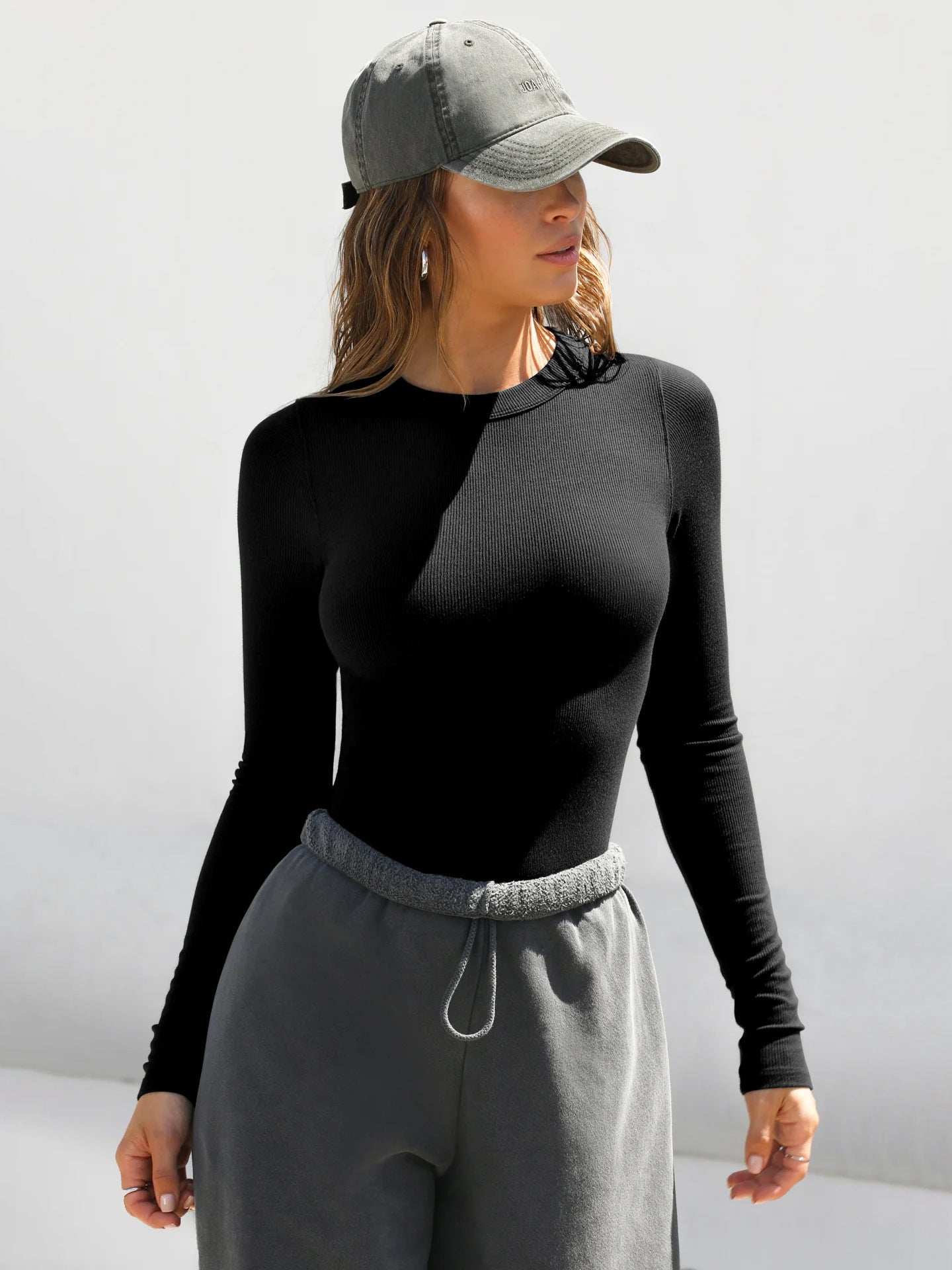 2025New Y2K Threaded Crew Neck Long Sleeve Shirt T Women's T-Shirt Base Layer Slim Fit Off-Shoulder Hot Girl Top Pure Desire