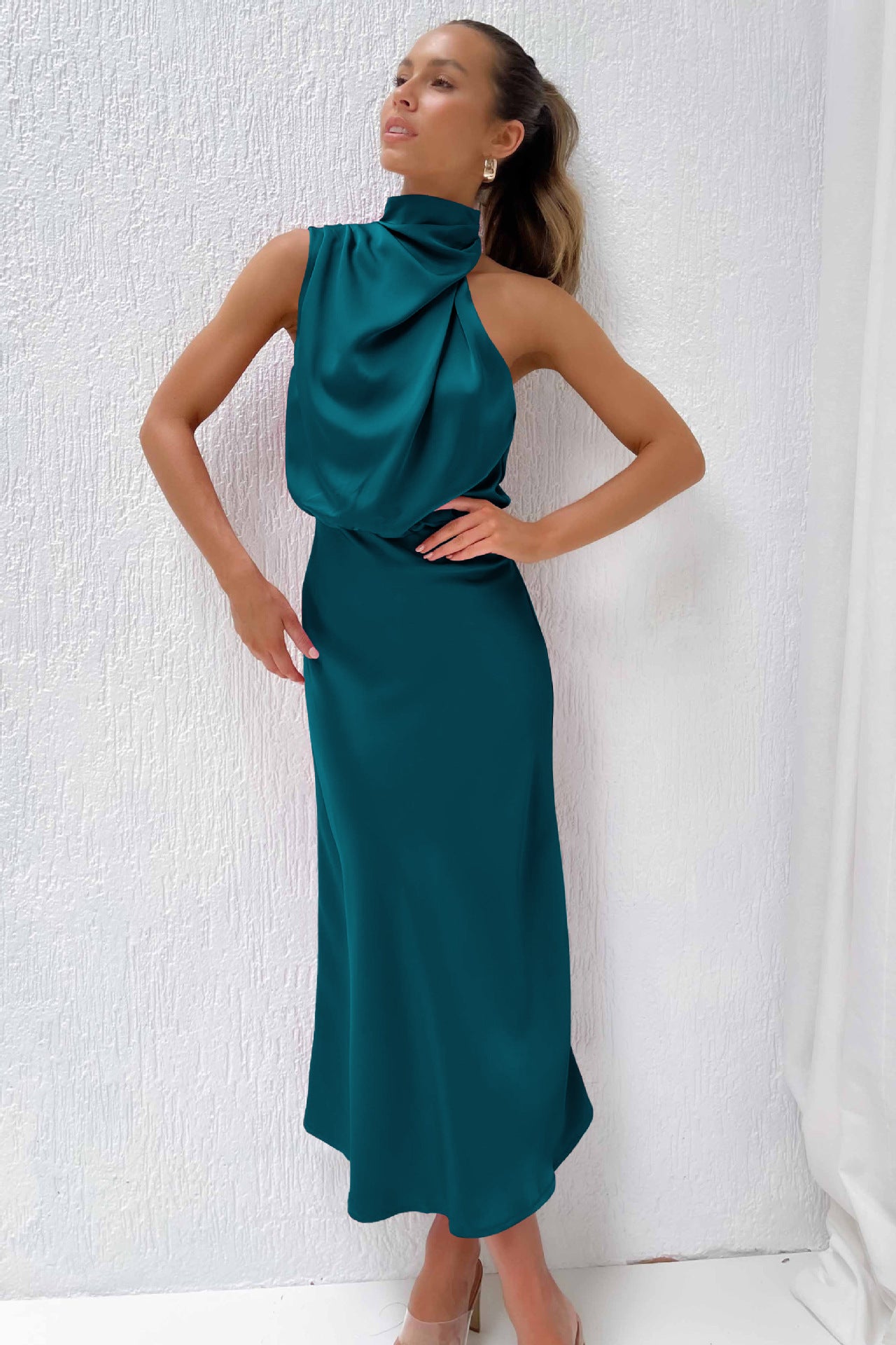 2025Spring and Summer Hot Sale New High-end Satin Sleeveless Dress European and American Fashion Elegant Socialite Light Evening Dress