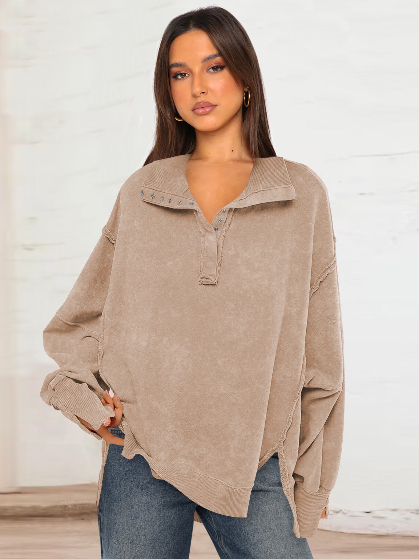 Sultyra Decorative Line Design Sense Top with Slit Lantern Sleeves polo