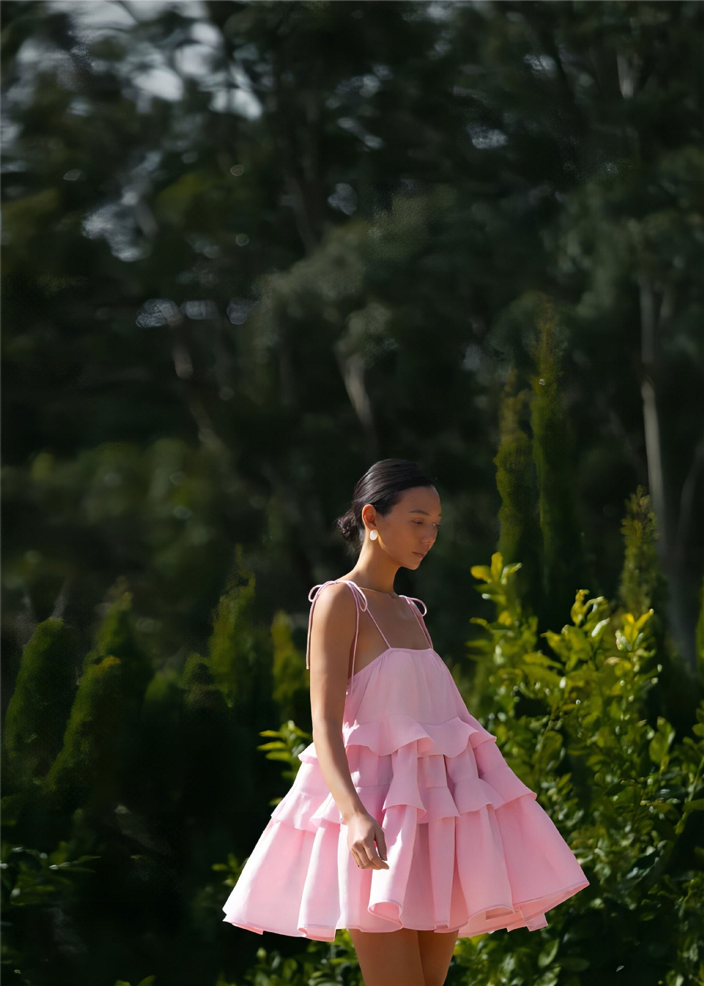 Cross-border spaghetti strap dress European and American style2025Summer Multi-layer Ruffle Cake Dress Short Backless Strap Dress