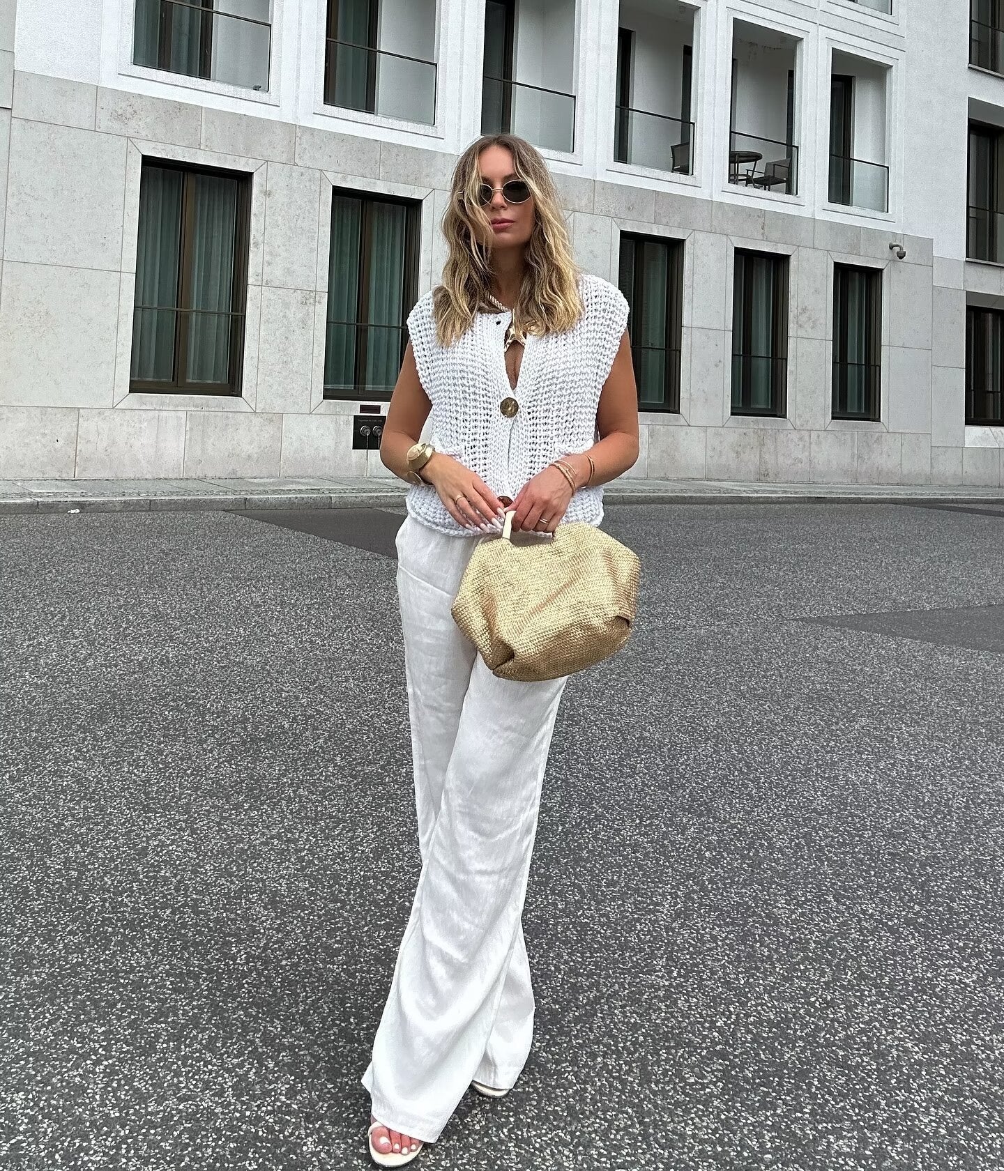 11Color Amazon2024Spring and Autumn New Women's Fashion European and American Style Pocket Sleeveless Short Knitted Cardigan Vest