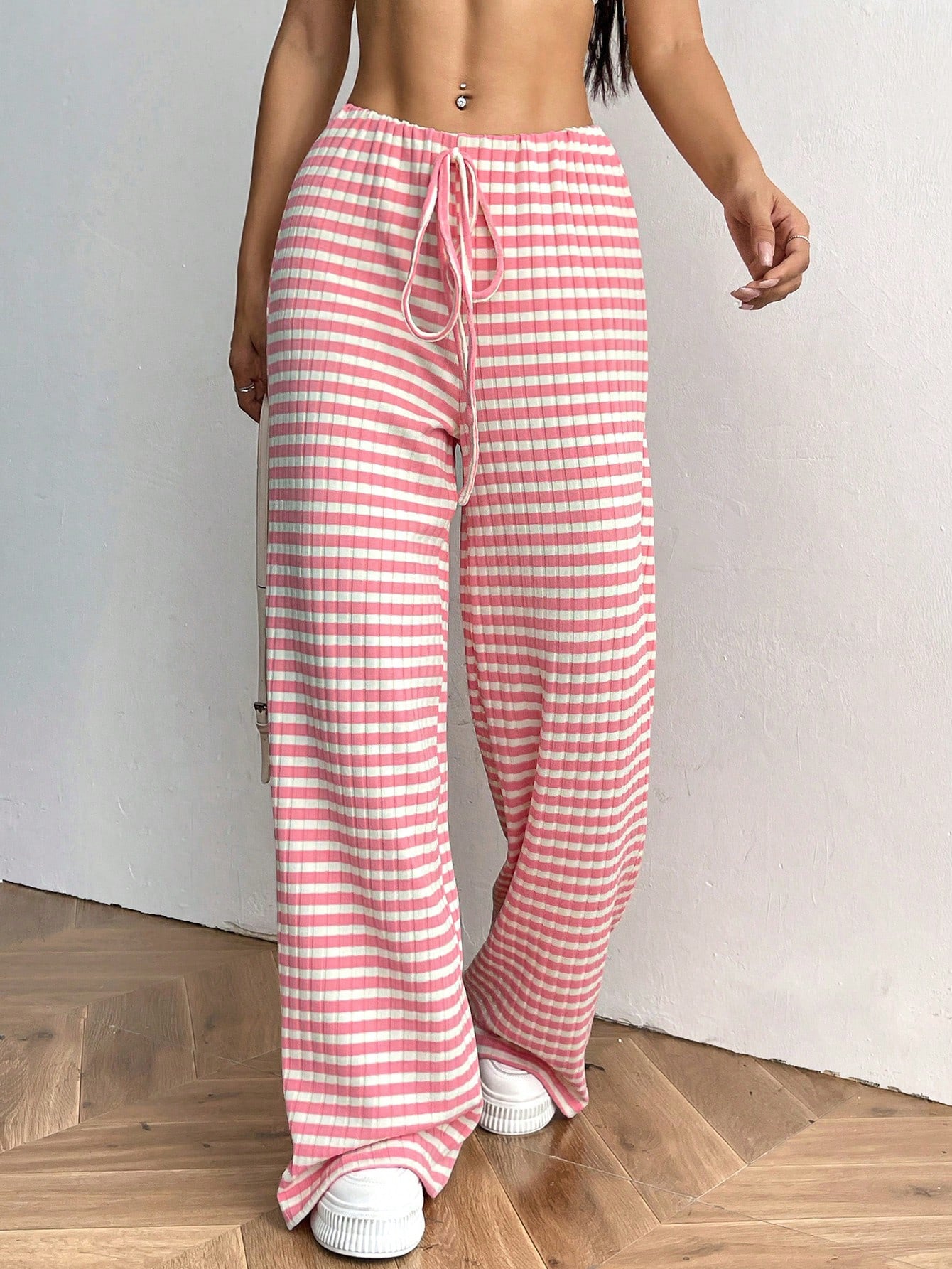 Pantalones rectos de algodón con cordón Sultyra