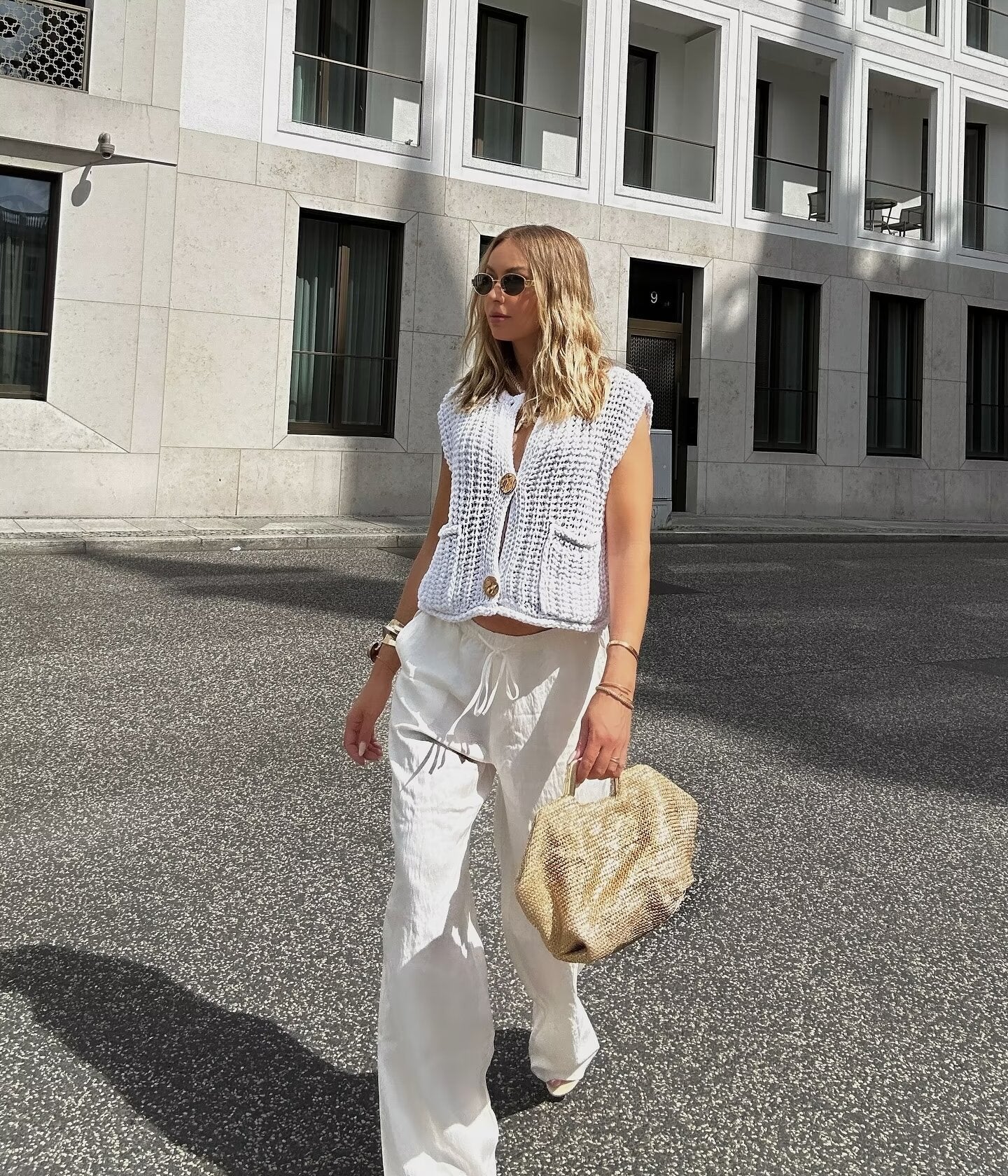 11Color Amazon2024Spring and Autumn New Women's Fashion European and American Style Pocket Sleeveless Short Knitted Cardigan Vest