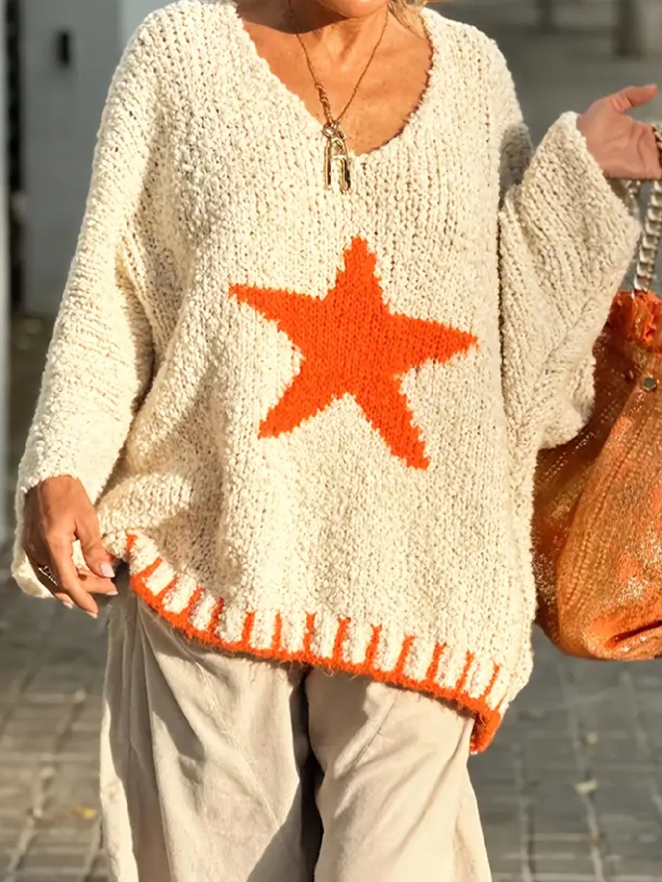 Sultyra Star V Collar Sweater